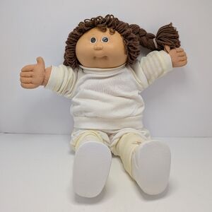 Vintage 1985 Cabbage Patch Kid Brown Hair, Brown Eyes, Fully Clothed With Shoes